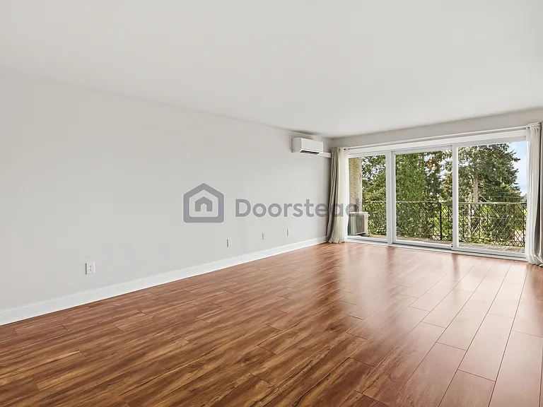 11515 Greenwood Ave N #B — Photo 8