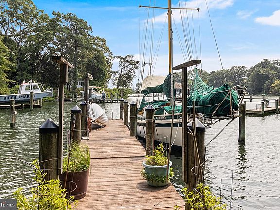 2nd image of 47558 Lucas Cove Ln
