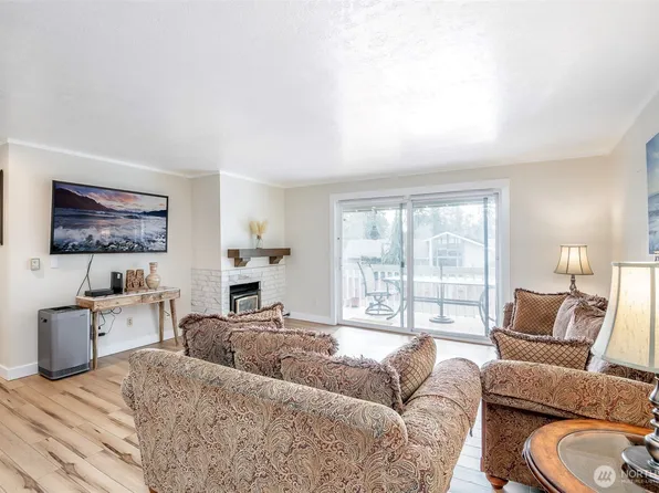 7501 Ruby Drive SW #H202, Lakewood, WA 98498