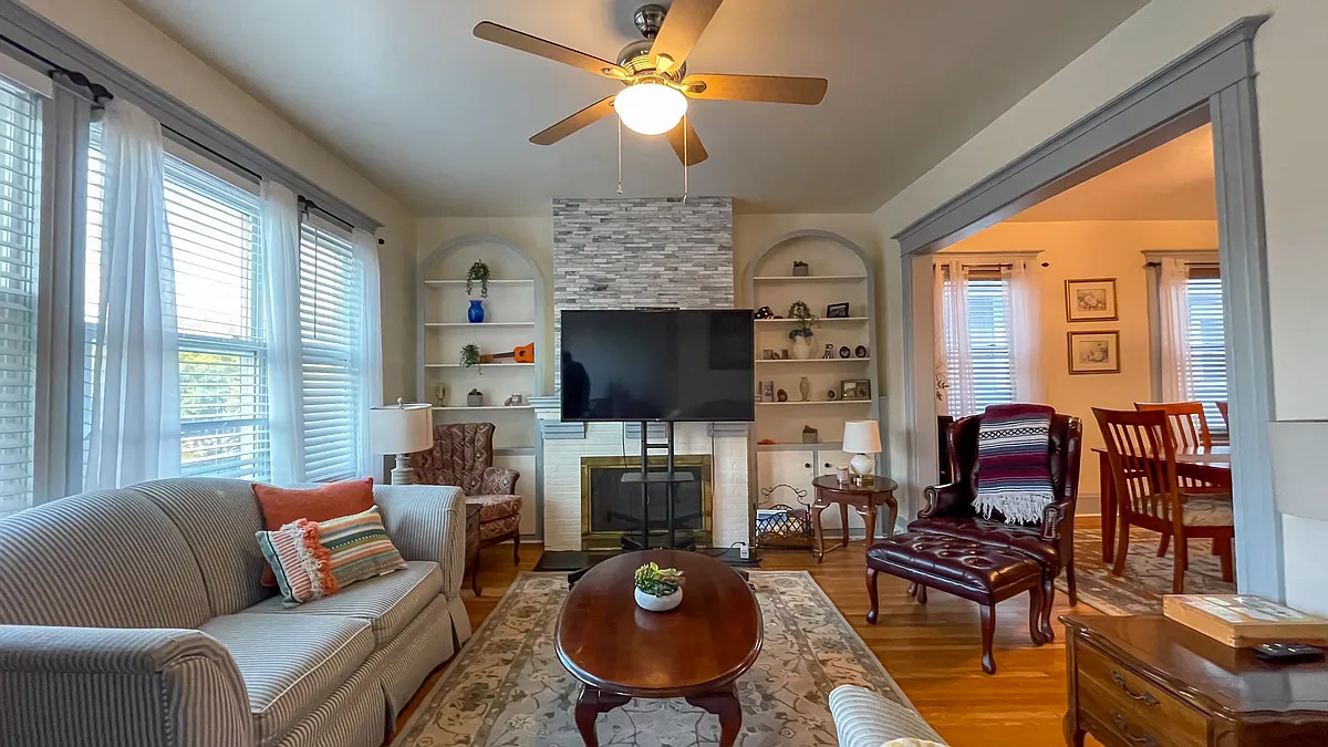 Living Room - 286 Bedford Ave #2