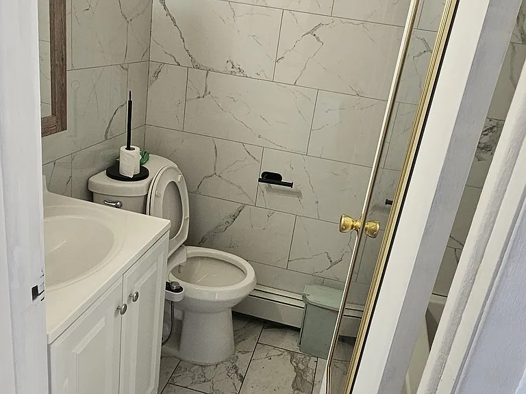 21 Sunset Ave #1 — Photo 5