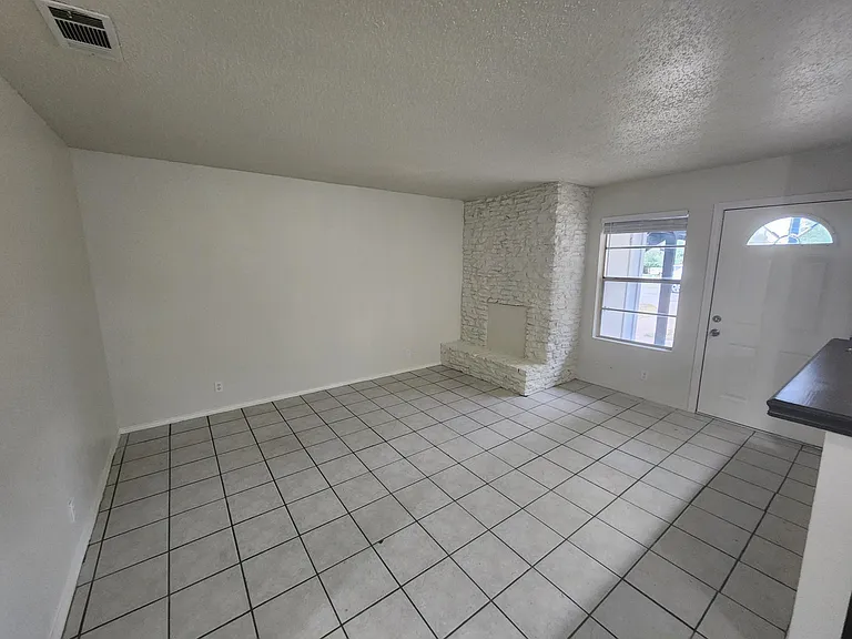 3804 Rocky Hollow Trl #A — Photo 13