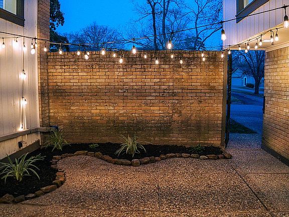 Courtyard Landscaping