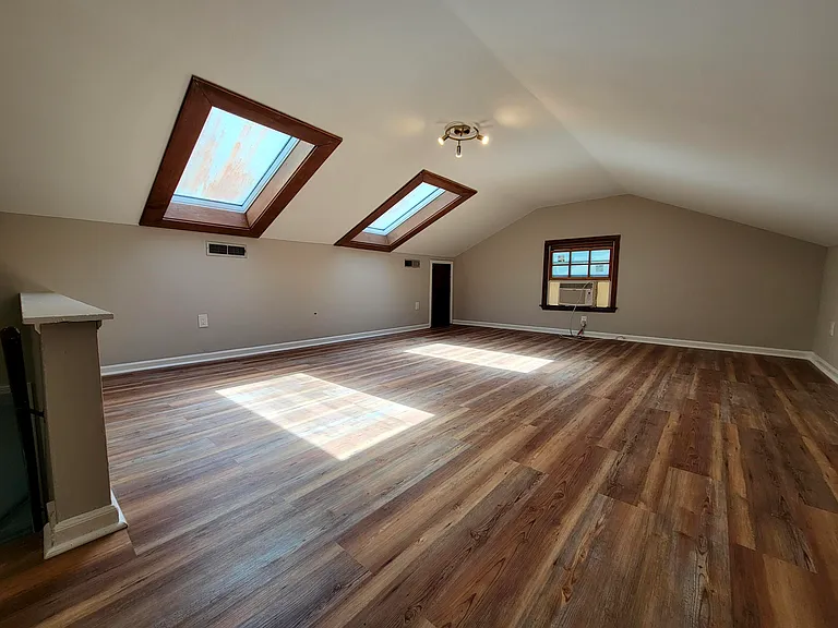 1003 Law Ln — Photo 24