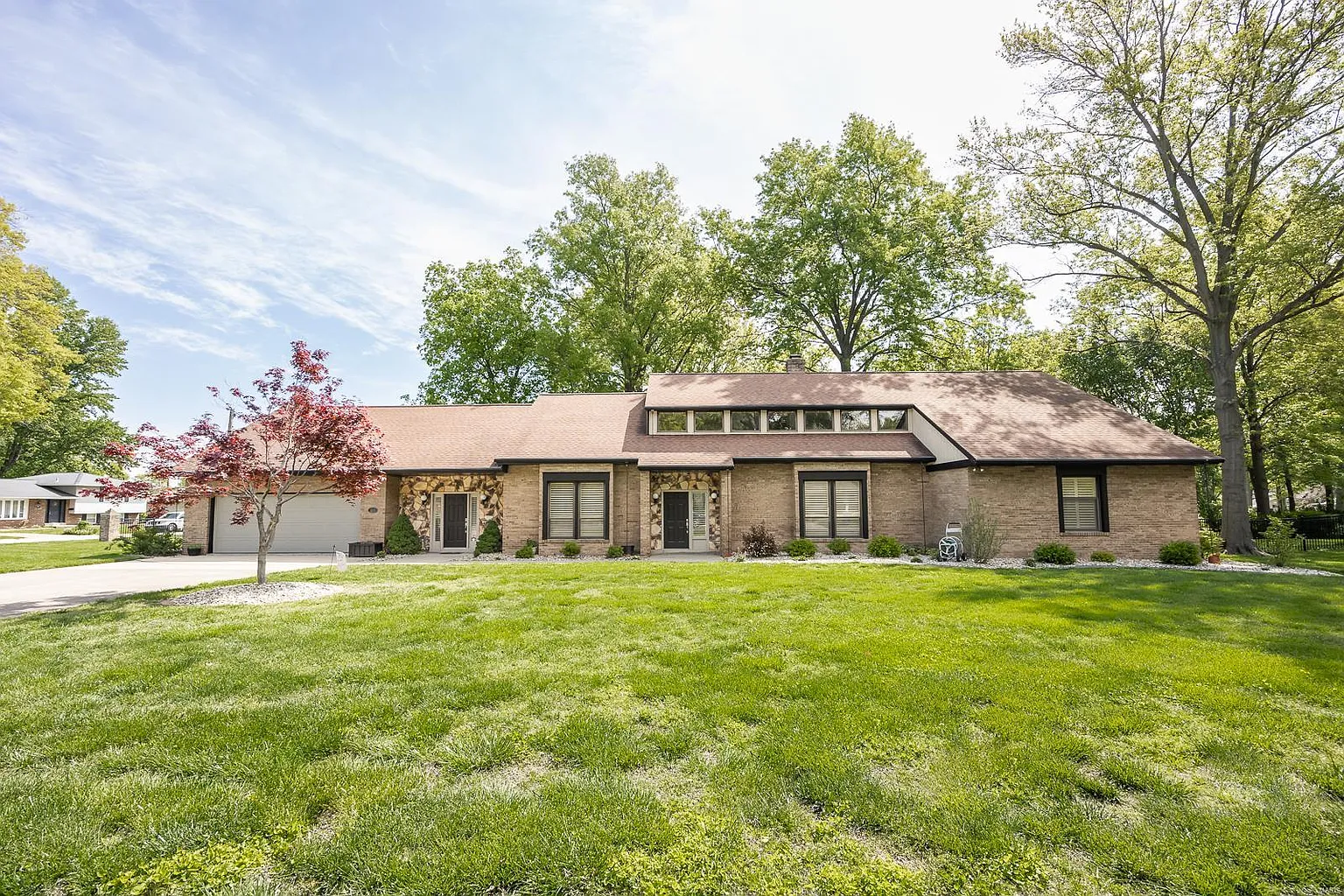 300 Wilmaglen Dr photo 1