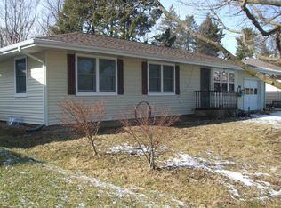 317 Oakdale Ave, Normal, IL 61761