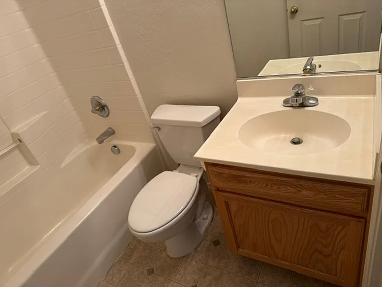 4964 Summit Cir — Photo 11