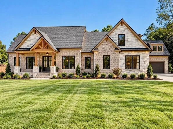 318 Morning Glory Dr, Ringgold, GA 30736