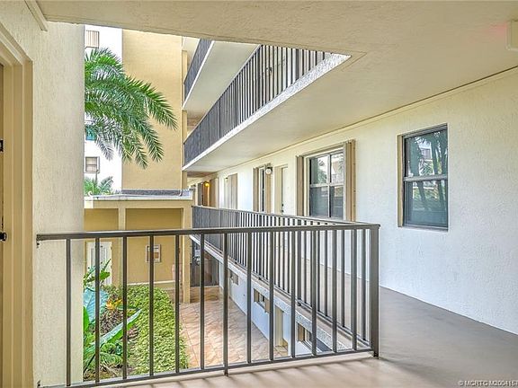 4th image of 10044 S Ocean Dr APT 208