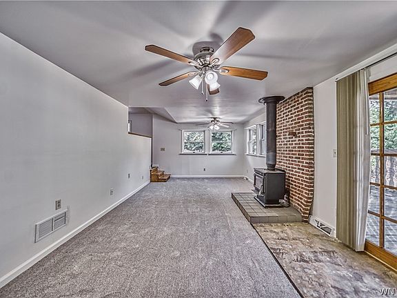 4th image of 180 Aldrich Pl