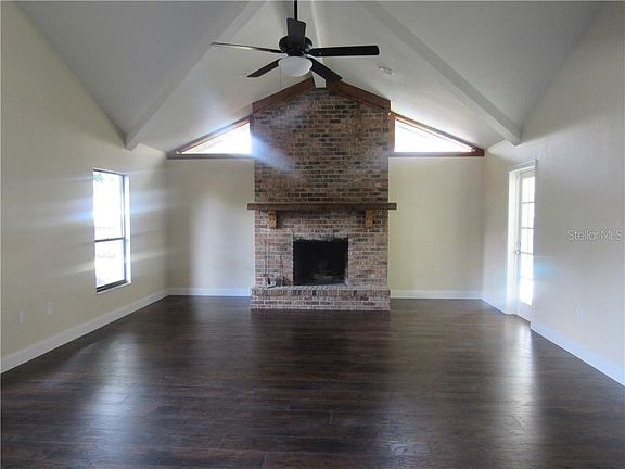 4th image of 371 Escambia Dr