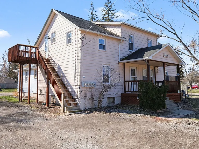 1163 W Reid Rd — Photo 1