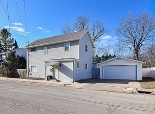 1451 McPoland Ave, Dubuque, IA 52001