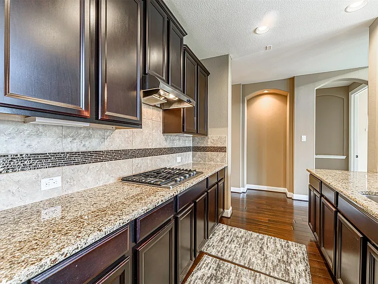 4607 Rockton Hills Ln — Photo 18