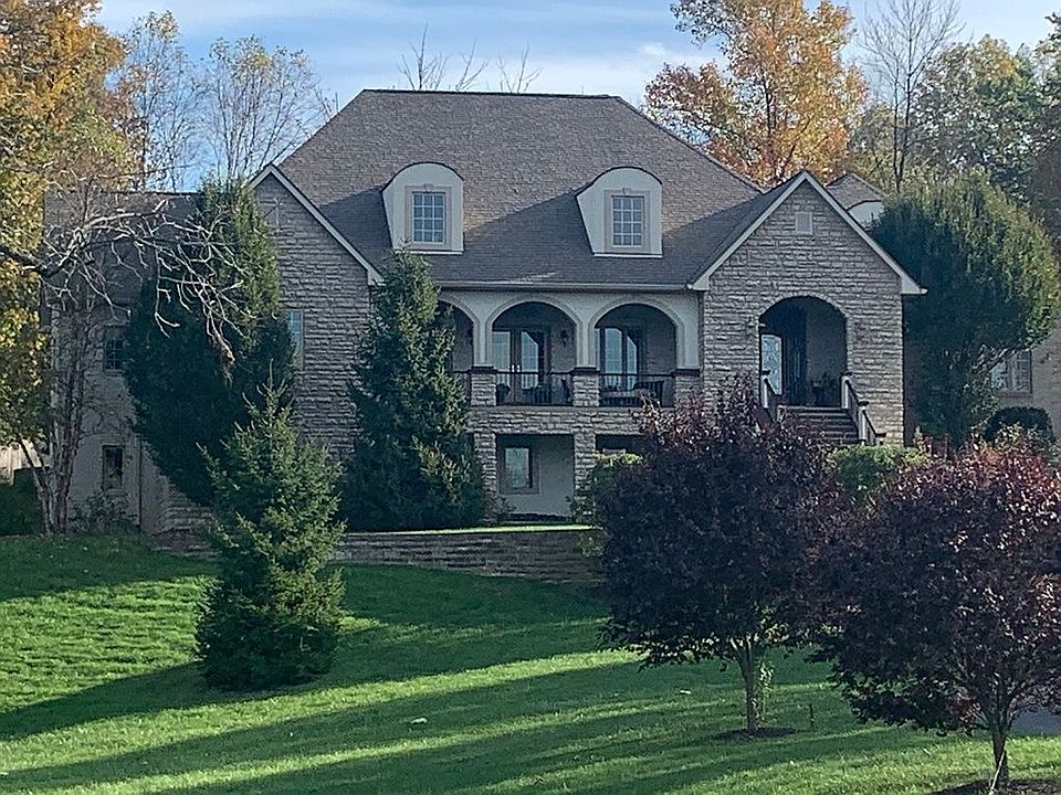 Front View of Home 