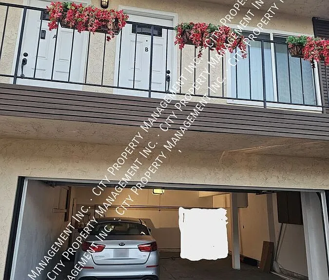 1645 Fern St #C — Photo 14