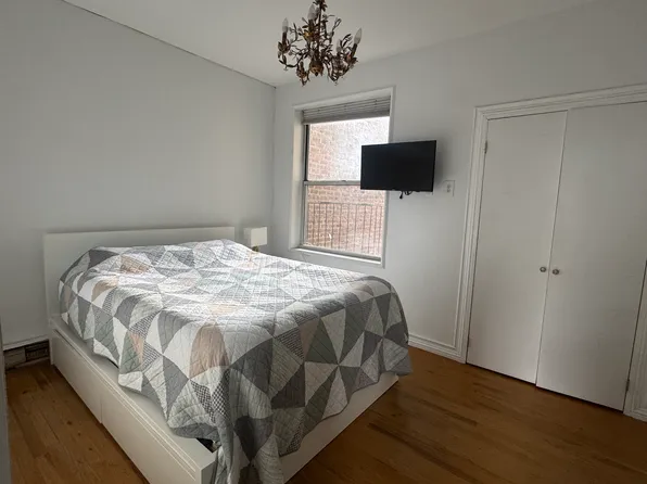 320 West 84th Street image 10 of 21