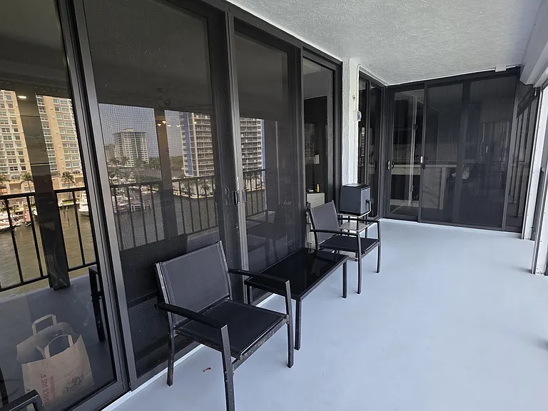 936 Intracoastal Dr #7B — Photo 34