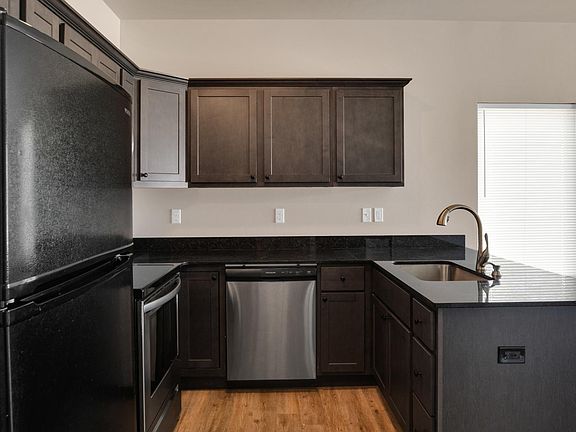 3rd image of 605 E Pams Dr Unit B