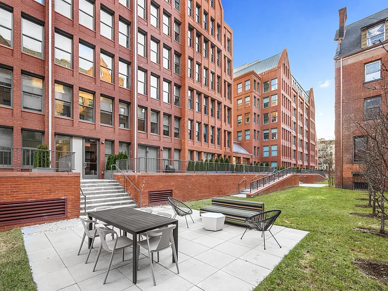 955 Sterling Pl #518 — Photo 7