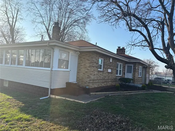 2555 Telegraph Rd, Saint Louis, MO 63125