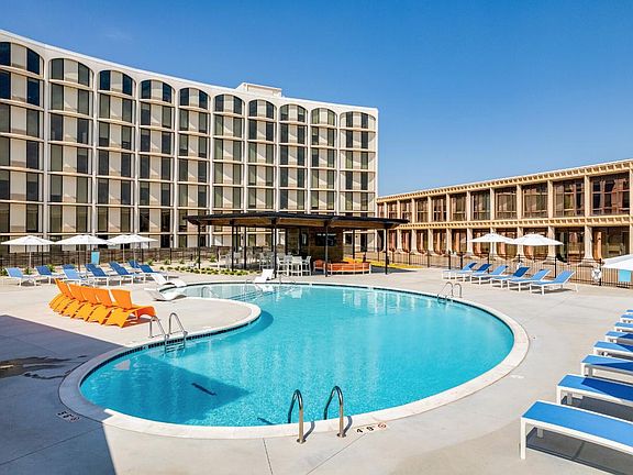 Resort Style Pool