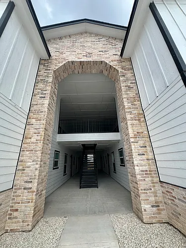 800 Ragland St Photo 1