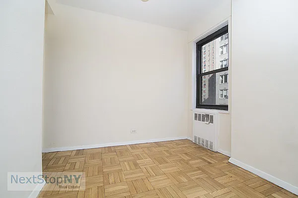 Rented by NextStopNY | media 3
