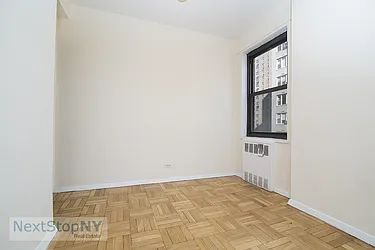 Rented by NextStopNY