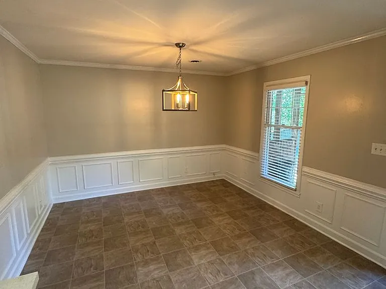 2900 Rustic Ln — Photo 4