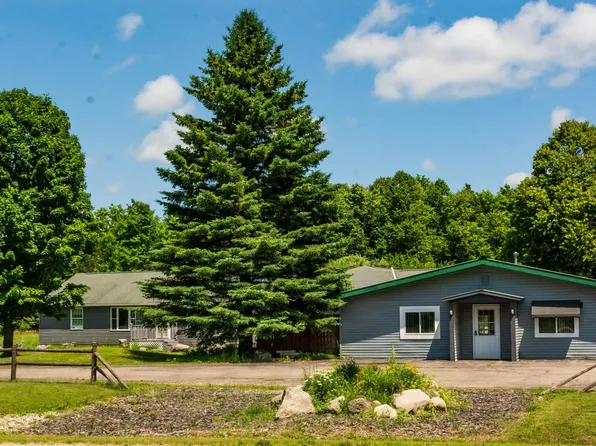 6990 N Us Highway 31, Levering, MI 49755
