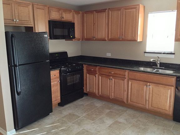 Kitchen 3 (Granite Countertops)
