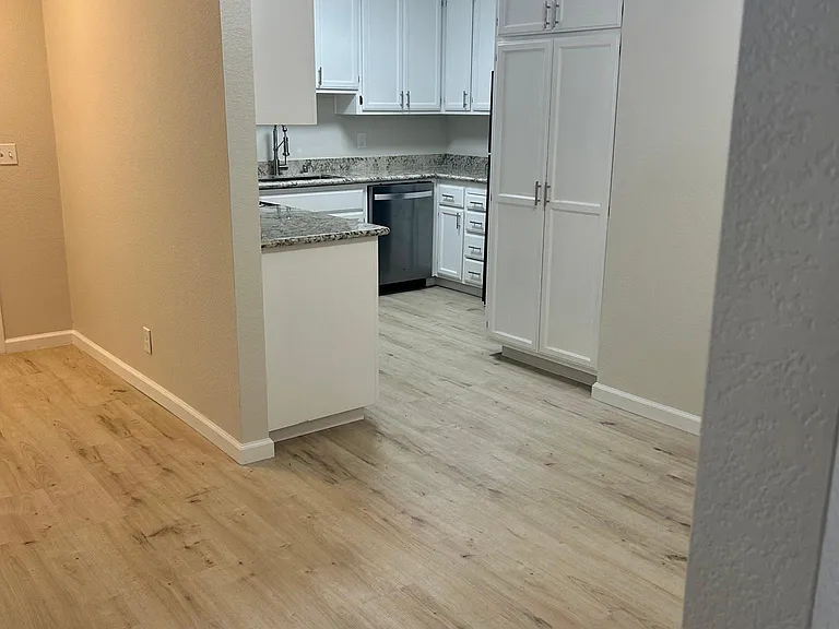 4565 Waterville Dr — Photo 6