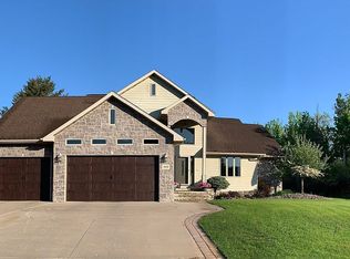 428 S 32nd St, Escanaba, MI 49829