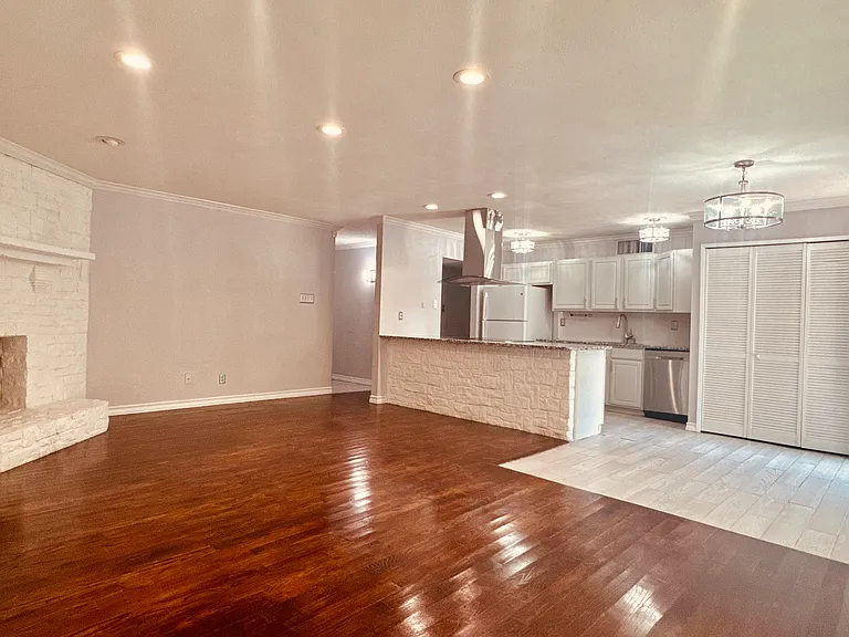 153 W Way Dr — Photo 6
