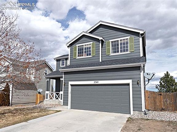 3rd image of 2340 Pinyon Jay Dr