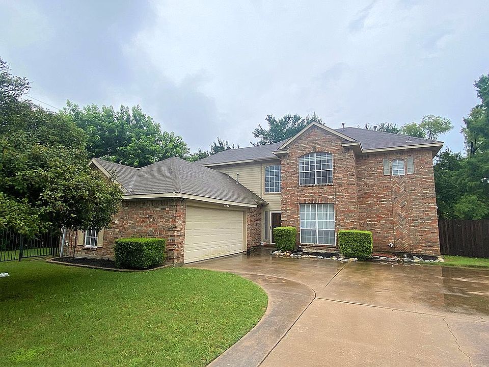 1st image of 1102 Babbling Brook Dr