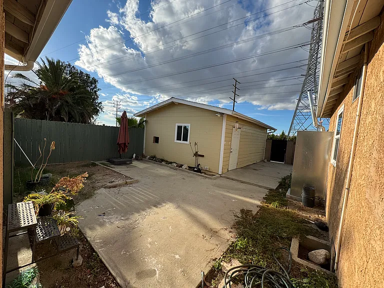 9287 Kewen Ave — Photo 19