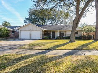 11021 Greenwillow Dr, Houston, TX 77035