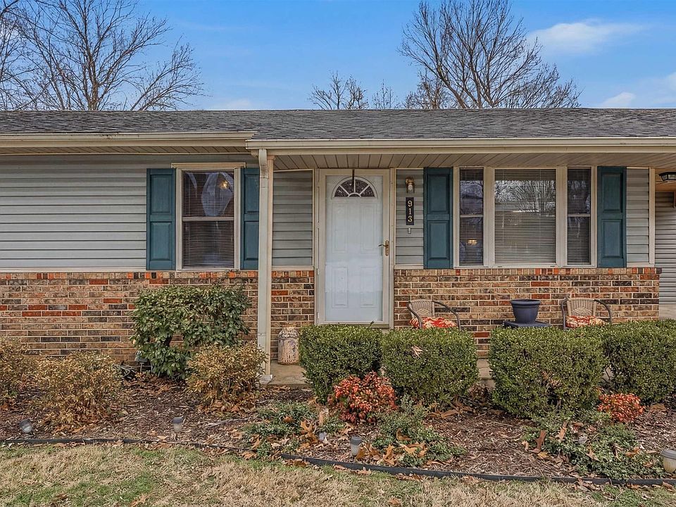 1st image of 913 Hillview Dr