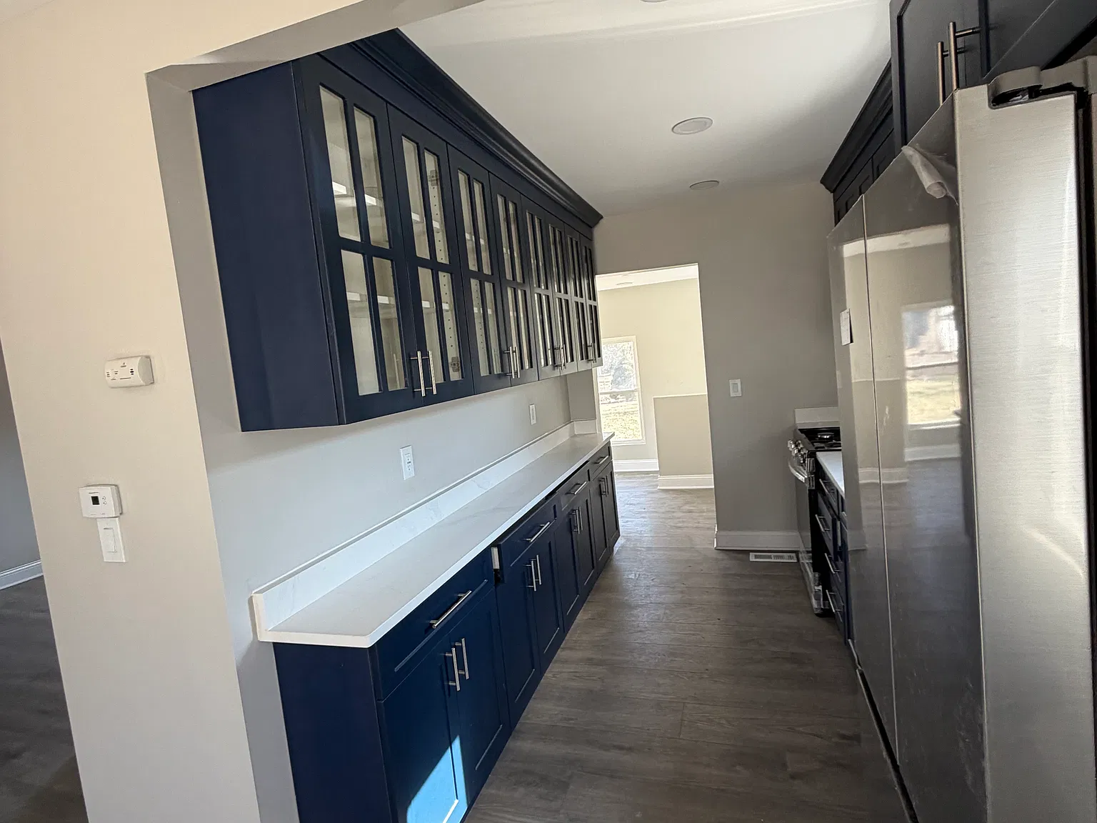 2 bed, 1100 sqft, $1,750 — Photo 2