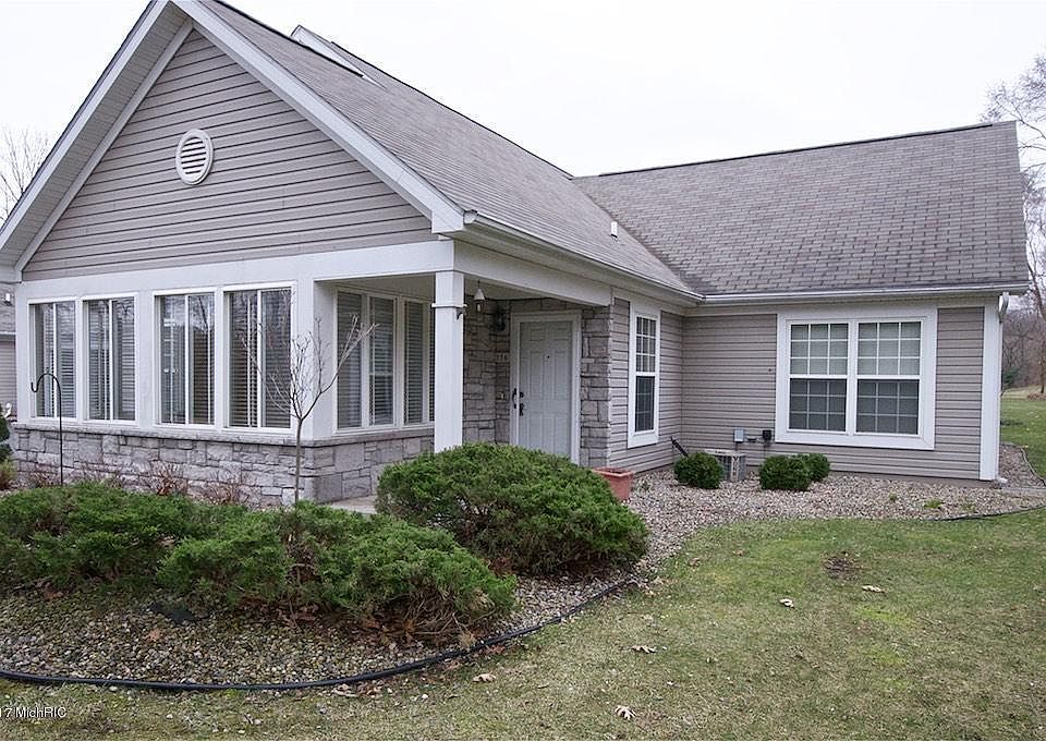 1st image of 156 Ashton Lake Dr