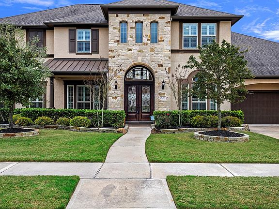 2nd image of 26215 Halbrook Glen Ln