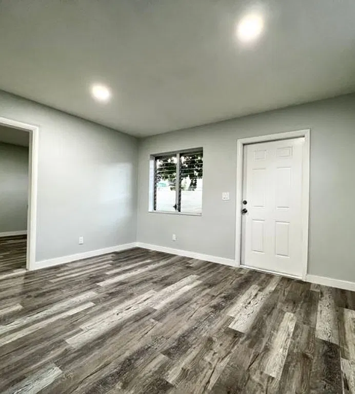 2 bed, 1000 sqft, $1,750 — Photo 4