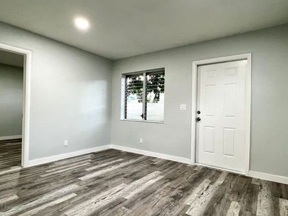 4th image of 813 NW 7th St APT 1