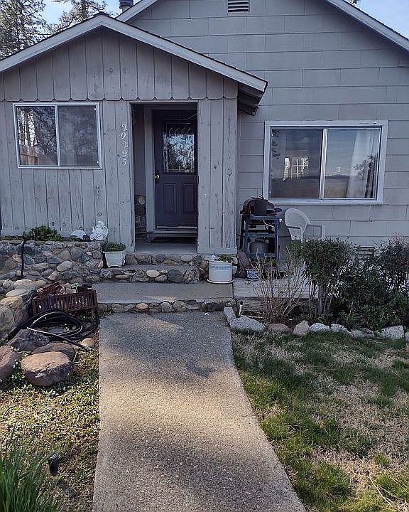 1st image of 20295 Hummingbird Hill Rd