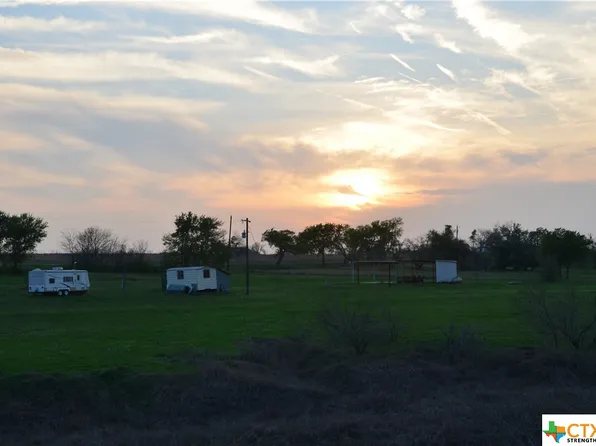 2341 Rogers Cemetery Rd, Rogers, TX 76569