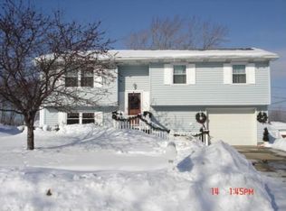 2858 W 35th St #N122, Erie, PA 16506