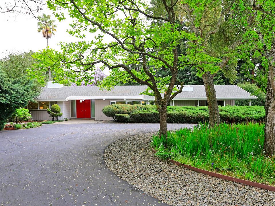 1st image of 50 Lilac Dr