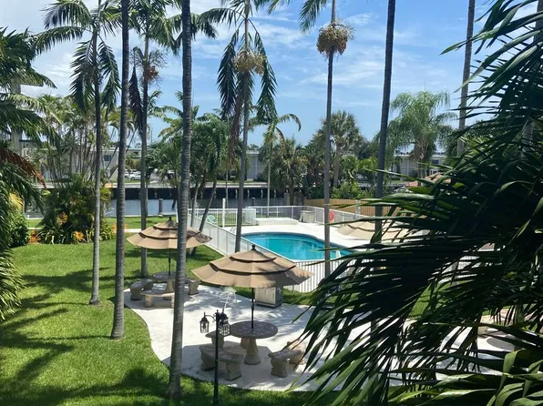 LA BELLE HARBOR CONDOS, 6540 NE 18th Ave APT 207, Fort Lauderdale, FL 33334